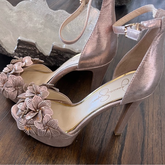 Gorgeous high heel’s Pre owned in perfect condition - Picture 1 of 3